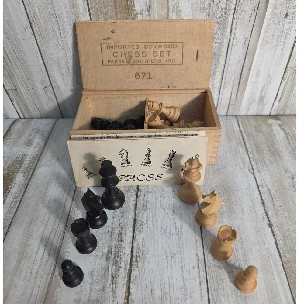 Vintage Parker Brothers Imported Boxwood Chess Set 671 Wood Box Instructions - Picture 4 of 7